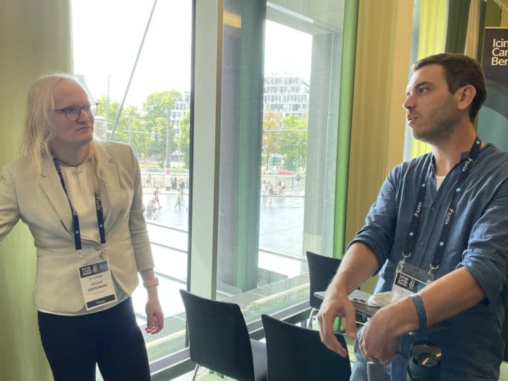 Binero consultant and icinga CEO. Binero konsult och icinga VD.