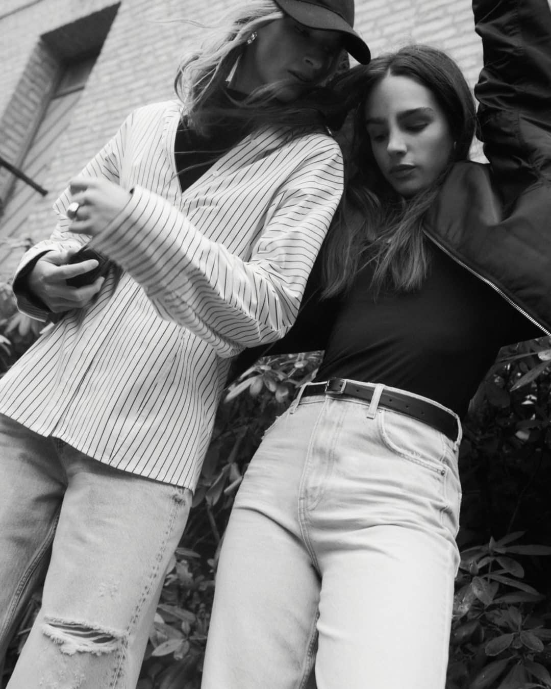 Two women with fashion clothes from gina tricot. Två kvinnor med modekläder från gina tricot.