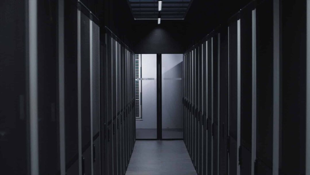 Corridor in the Binero data centre. Korridor i Bineros datacenter.